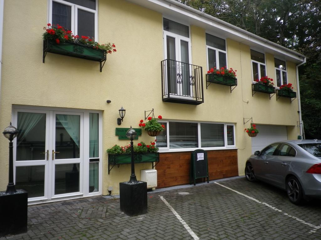 Bridge Hall Apartments เวสตัน-ซูเปอร์-แมร์ ภายนอก รูปภาพ