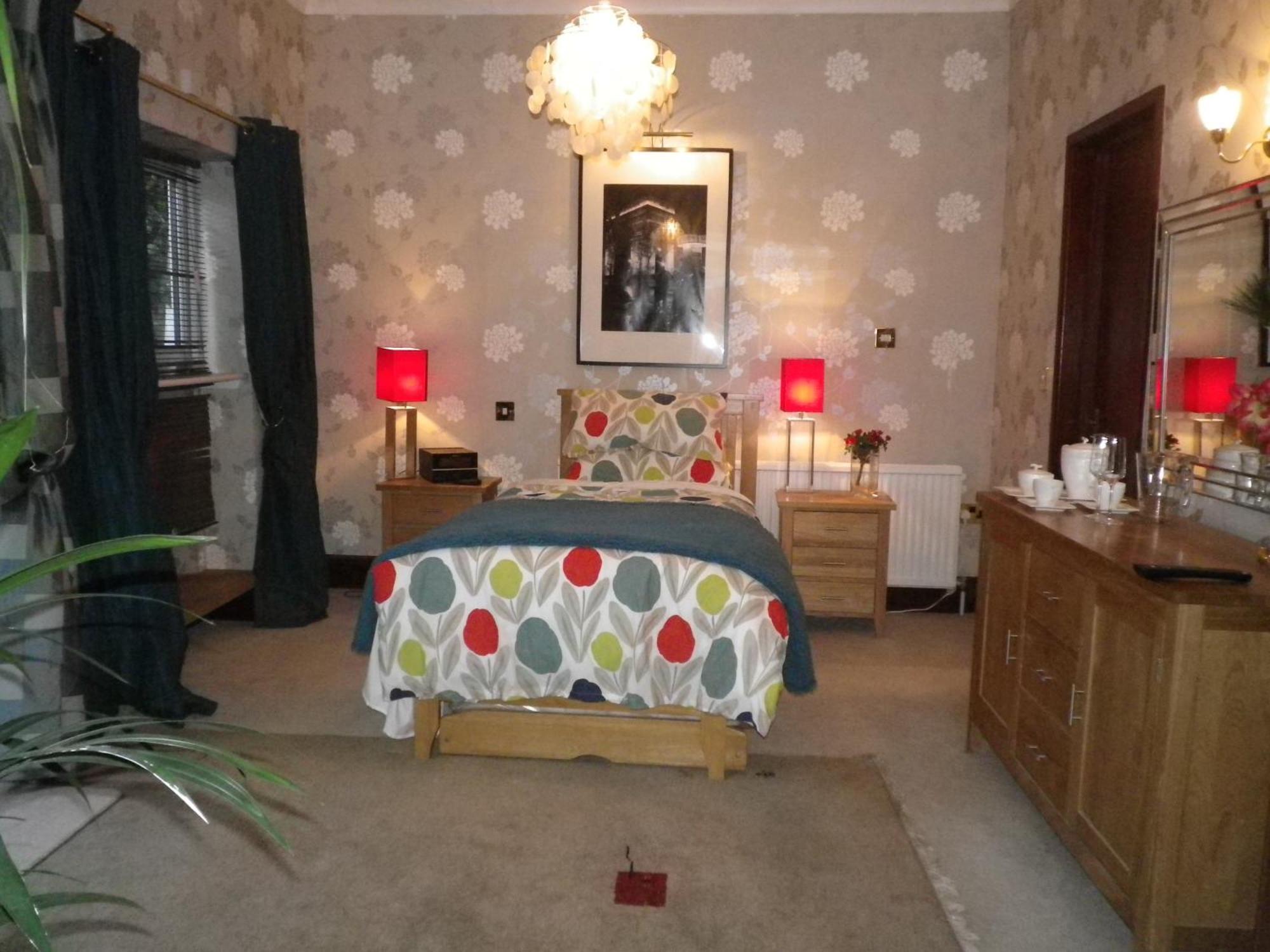 Bridge Hall Apartments เวสตัน-ซูเปอร์-แมร์ ภายนอก รูปภาพ